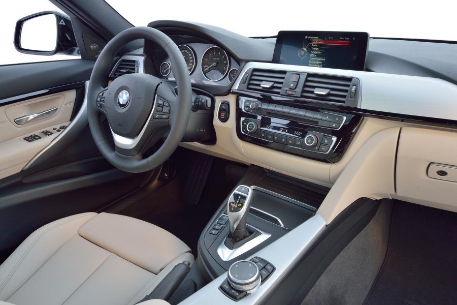  BMW 340i Sport Line 2015 года  (фото 30 из 47)